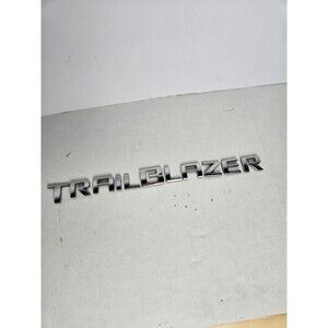 05 06 07 08 09 CHEVROLET TRAILBLAZER REAR GATE EMBLEM LOGO BADGE USED OEM B36